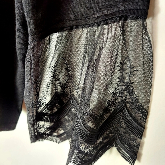 City Chic Womens Sweater Size Small 16 Black V neck Lace Sleeve Pullover New - Picture 4 of 7